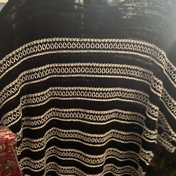 Nic and Zoe - Picture 4 of 5